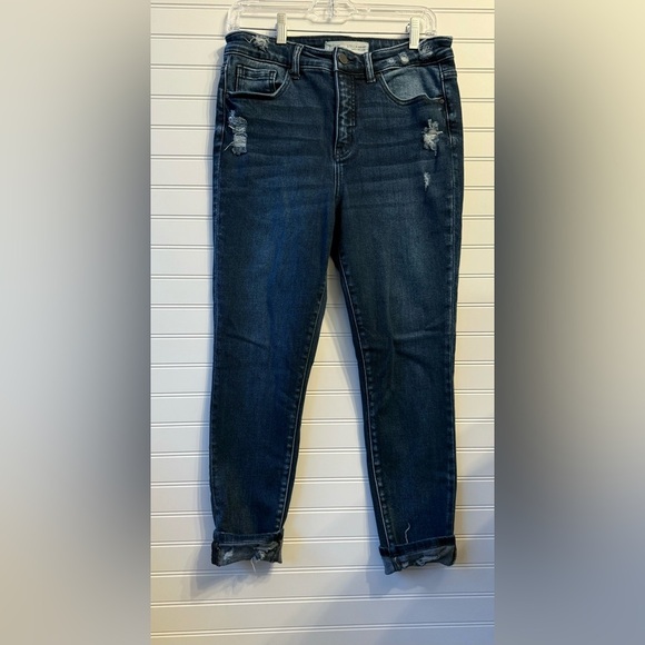 BKE Denim - BKE women’s Stella jeans. Size 30, high rise slim fit ankle skinny jeans.